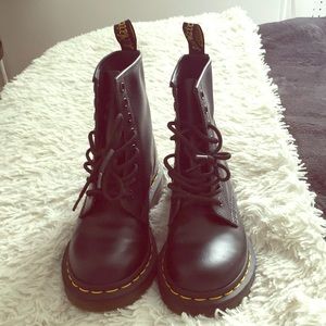 Doc Martens 1460 size 5